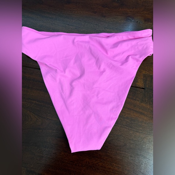 SKIMS SIGNATURE SWIM
MID WAIST BOTTOM - Picture 8 of 9